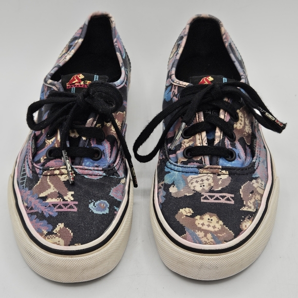 Rare Vans + Donkey Kong Nintendo collaboration shoes size 7- hard to find - Picture 7 of 16